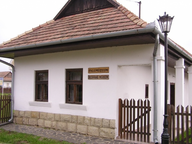 Múzeum dediny Szügy