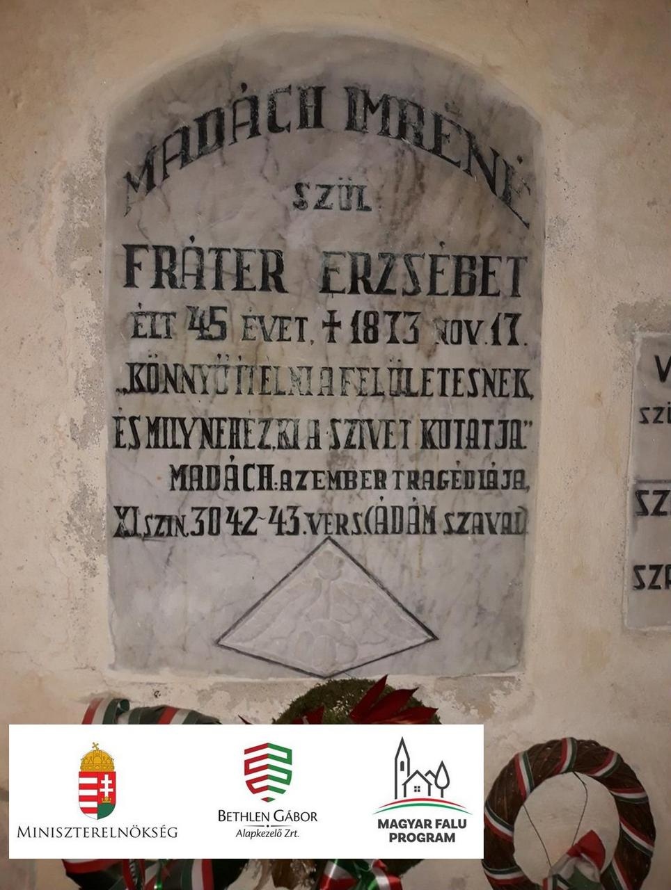 Fráter Erzsébet sírjának megkoszorúzása Nagyváradon